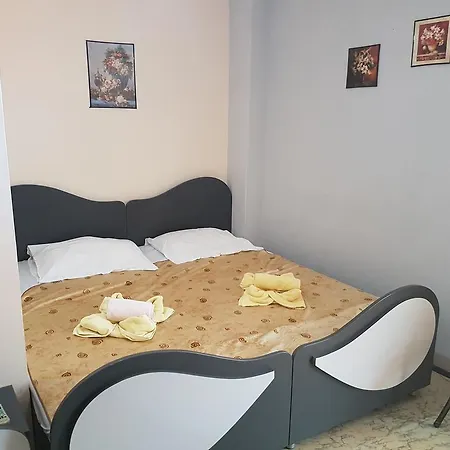 بيت ضيافة Eli نيسيبار